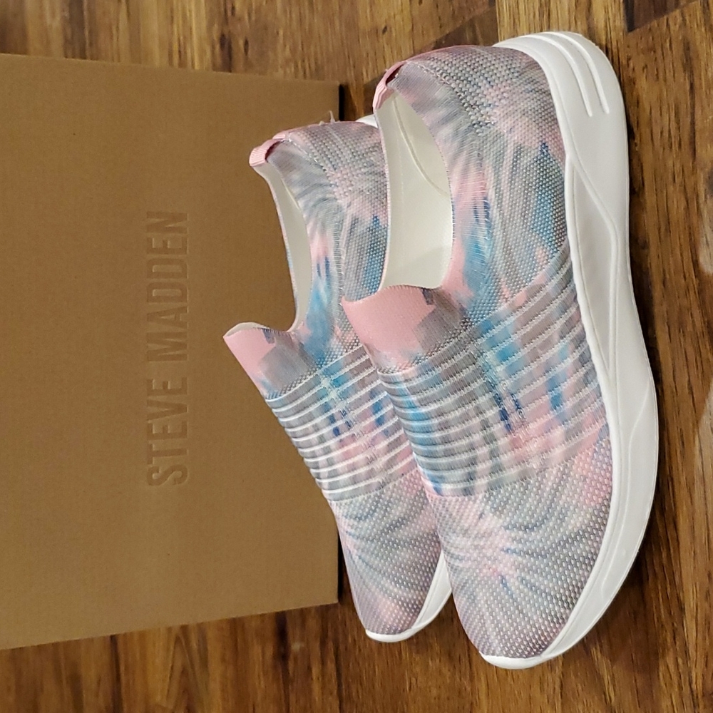 Womens Steve Madden Liller Tye Die fly knit slip on sneakers size 7.5